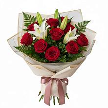 Букет цветов из:  Лилии и Розы в Рязани