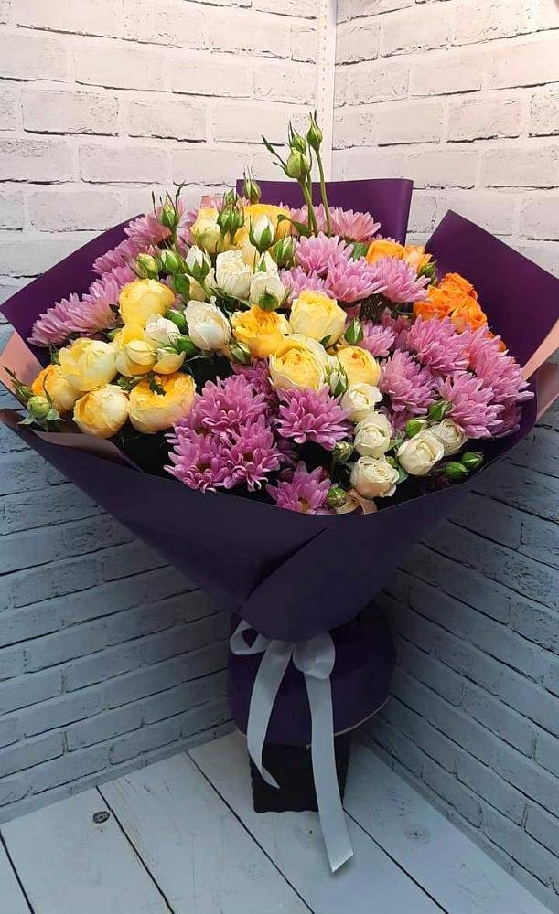 Букет цветов из: Хризантемы и Розы в Рязани
