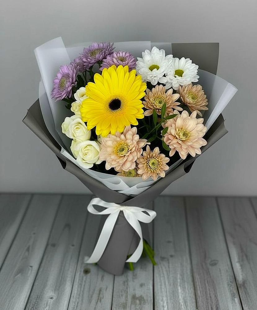 Букет цветов из: Розы, Герберы и Хризантемы в Рязани
