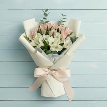 Букет цветов из:  Альстромерии в Рязани