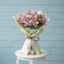 Букет цветов из:  Орхидеи и Розы в Рязани