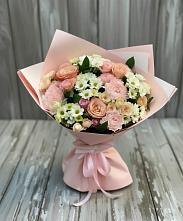 Букет цветов из:  Гвоздики, Розы и Хризантемы в Рязани