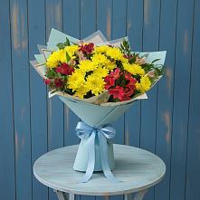 Букет цветов из:  Альстромерии и Хризантемы в Рязани