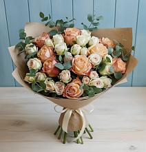 Букет цветов из:  Альстромерии и Розы в Рязани